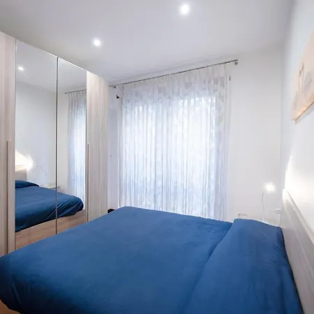 Napoli Charming Apartments Vomero "Fashion And Glamour"-2